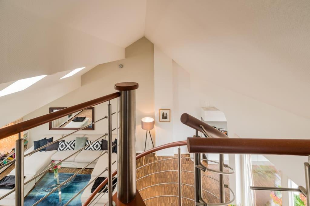 Ruhige Dachwohnung Mit Terrasse Mitte - Spacious Modern Rooftop Loft In Mitte Apartamento Berlín