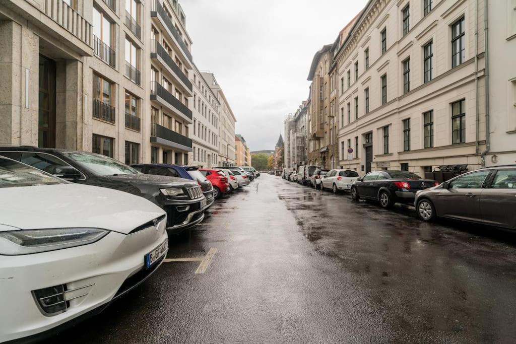 Ruhige Dachwohnung Mit Terrasse Mitte - Spacious Modern Rooftop Loft In Mitte Berlín